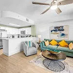 Calypso Tower 3 Beach Resort